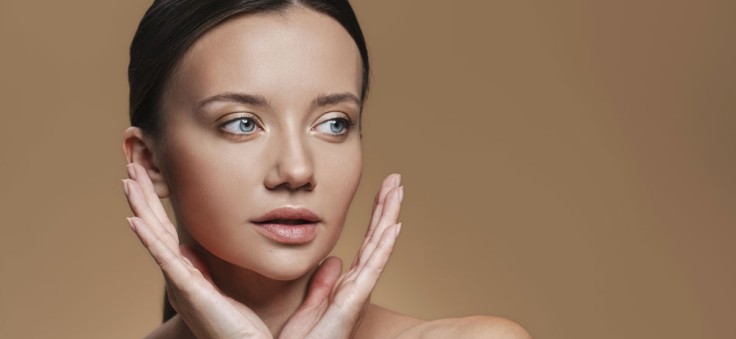 Botox: What it is, Cost, Side Effects, Benefits & Treatment Guide