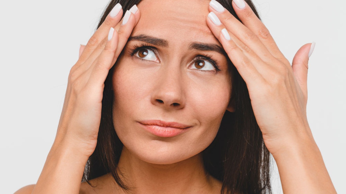 Why Dehydration Causes Forehead Lines and How to Fix Them