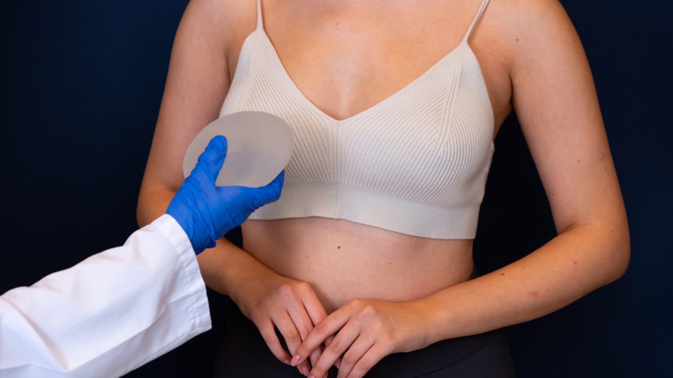Top 7 Benefits of Getting a Breast Reduction in Istanbul