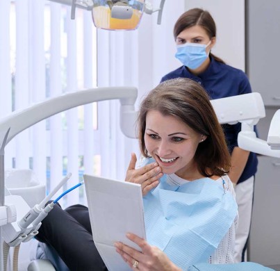 Implantes dentales en Turquía vs. España: precio y procedimiento