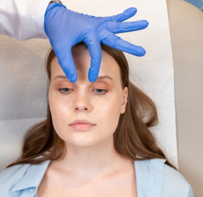 La importancia de la rinoplastia: claves para un resultado natural