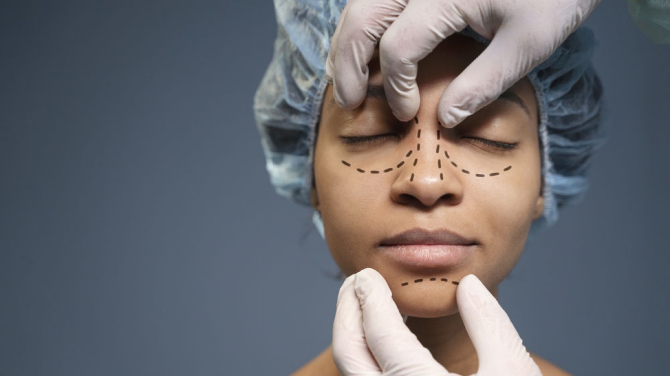 5 Common Myths About Rhinoplasty Surgery Debunked