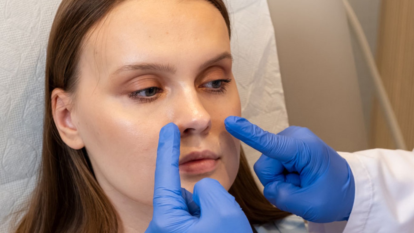 What to Expect From Turbinate Reduction With Septoplasty